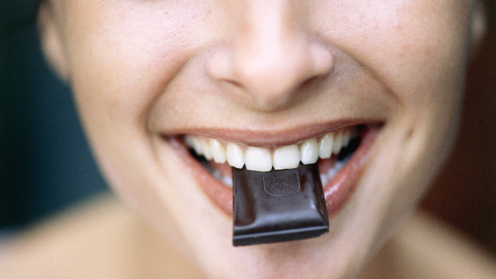 articles/2015/03/28/stay-bitter-it-tastes-great/150327-mclagan-bitter-taste-tease_iwh2ob