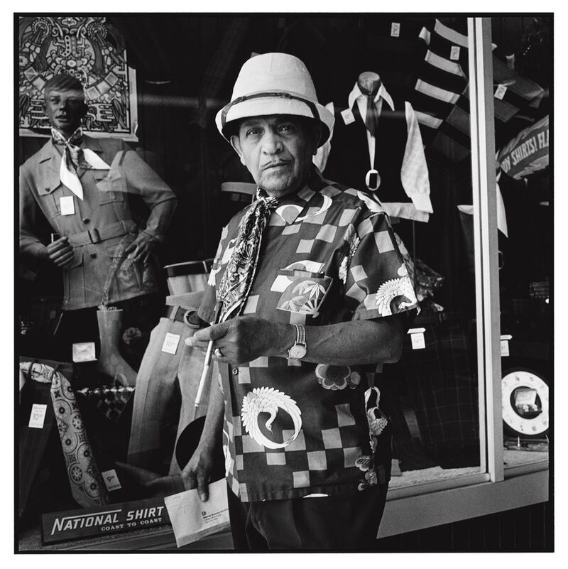 galleries/2015/07/19/the-faces-of-vintage-hollywood-boulevard/150715-hollywood-boulevard-08_rnqsfh