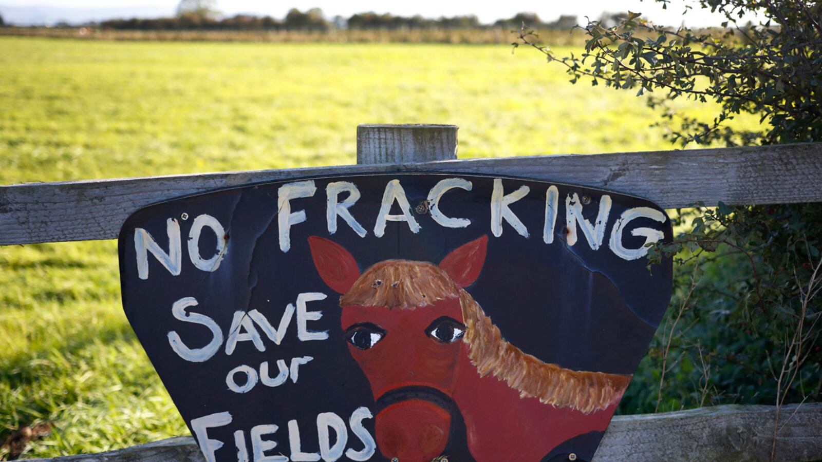 cheats/2016/12/14/e-p-a-fracking-can-contaminate-water/RTSR0DT_kttuj8