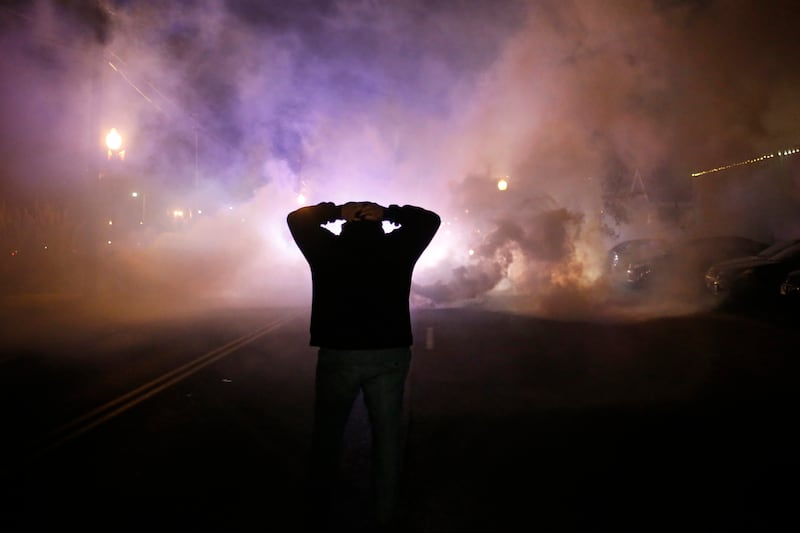 galleries/2014/11/24/fury-at-the-ferguson-decision-photos/141124-ferg-19_svdqvz