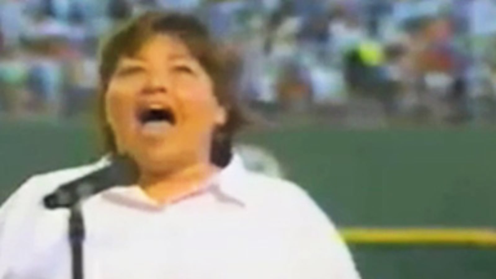 videos/2009/07/03/national-anthem-medley/anthems---roseanne-barr_f55lud