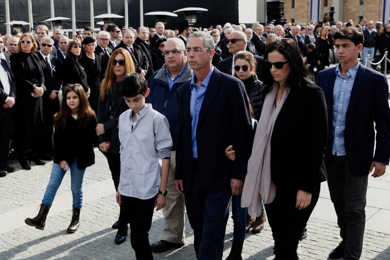 galleries/2014/01/13/mourns-gather-at-funeral-for-former-israeli-prime-minister-ariel-sharon-photos/sharon-funeral-9_na8cpo