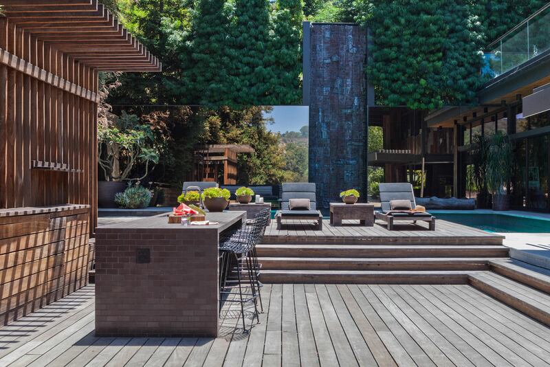 galleries/2014/06/20/omg-i-want-this-house-hollywood-hills-photos/061714-omg-house-hollywood-hills-8_kwzeh3