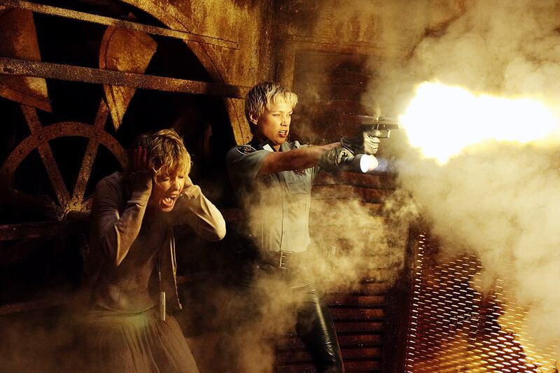 galleries/2012/12/11/movies-based-on-video-games-angry-birds-final-fantasy-halo-more/video-games-to-movies-silent-hill_b1re4y