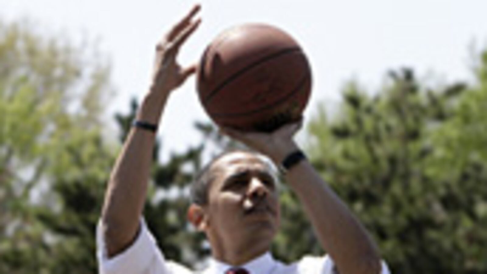 articles/2009/02/17/obama-macho/kay-obama-macho_14486_d8k261