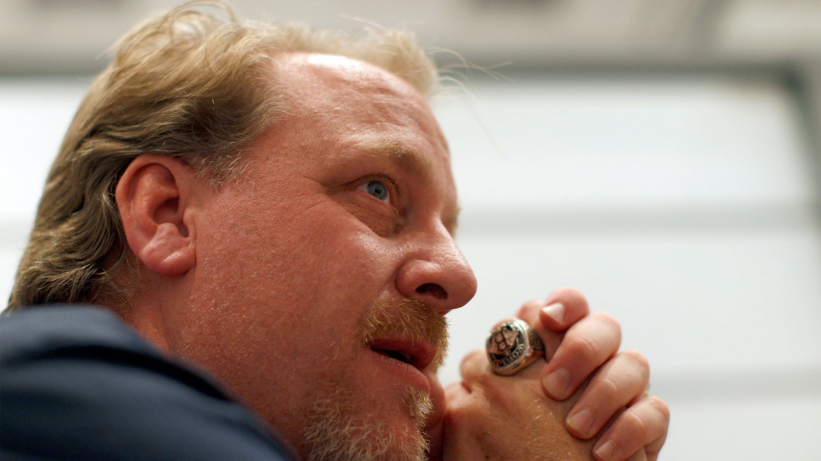 articles/2015/09/28/curt-schilling-more-stupid-and-wrong-than-ever/150928-collins-kurt-chilling-tease_czk3hk