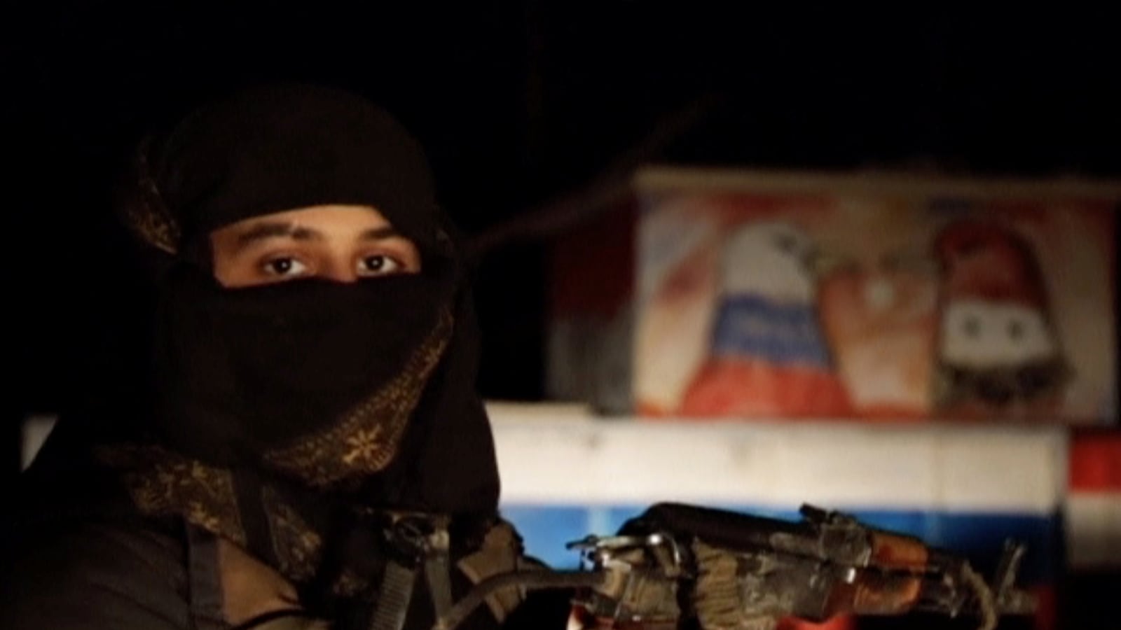 articles/2016/12/23/isis-we-burned-two-soldiers-alive/161223-gutman-isis-tease_irjrj4