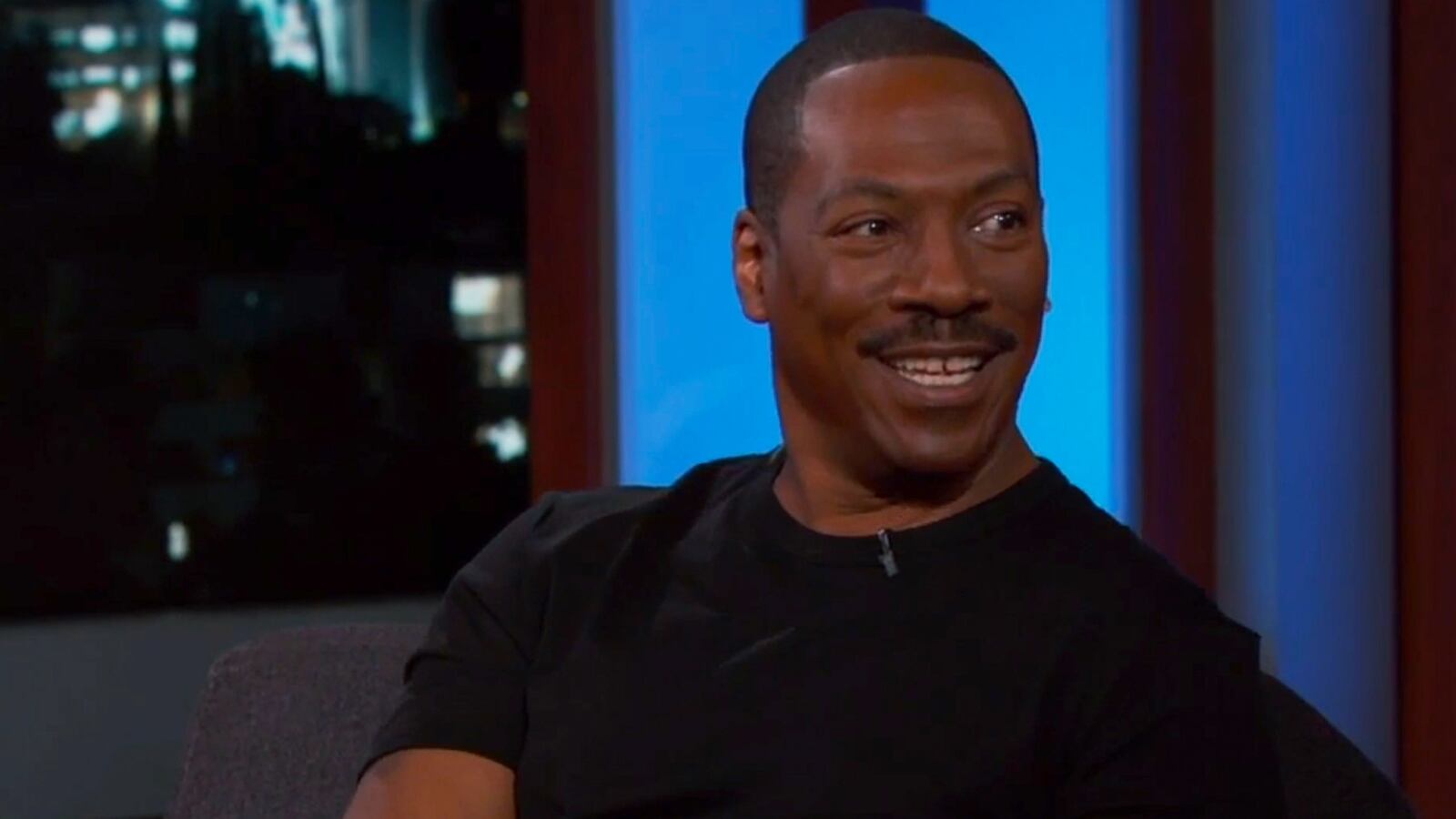 articles/2016/09/10/eddie-murphy-teases-return-to-stand-up-jokes-about-cosby-on-jimmy-kimmel-live/160910-Wilstein-Eddie-Murphy-Kimmel-tease_tnwk8x