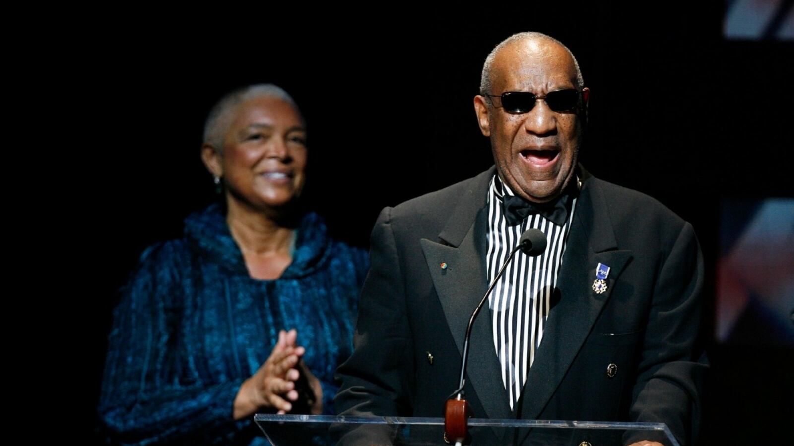 cheats/2014/12/15/cosby-s-wife-compares-blame-to-uva-story/141215-camille-cosby_rvndkr