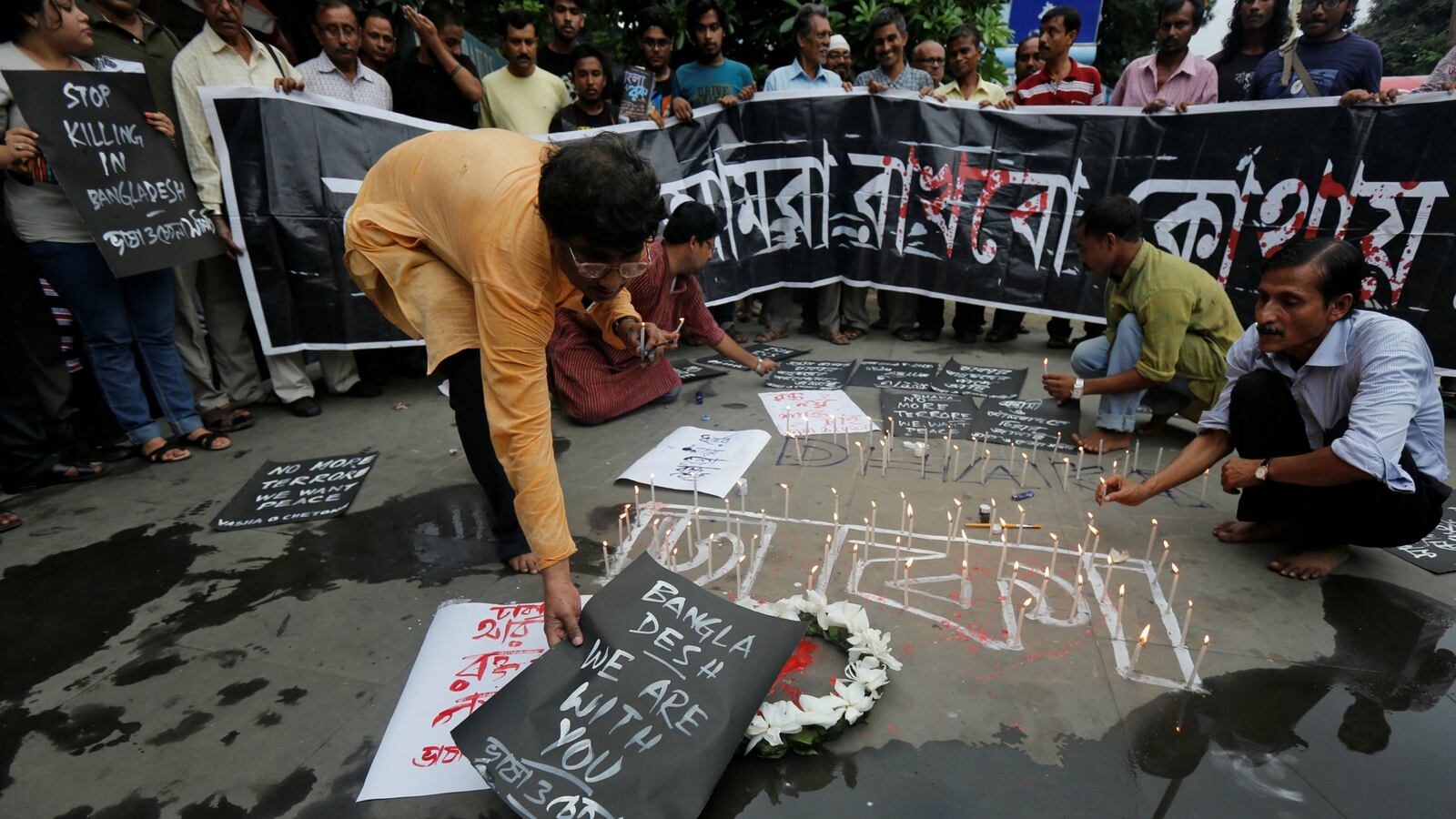 cheats/2016/07/02/u-s-college-students-among-bangladesh-attack-victims/160702-college-students-bangladesh-cheat_b9qdso