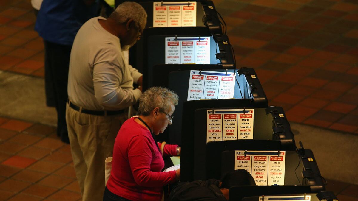 cheats/2012/10/27/early-voting-begins-in-florida/early-voting-florida-cheat_dtwbqd