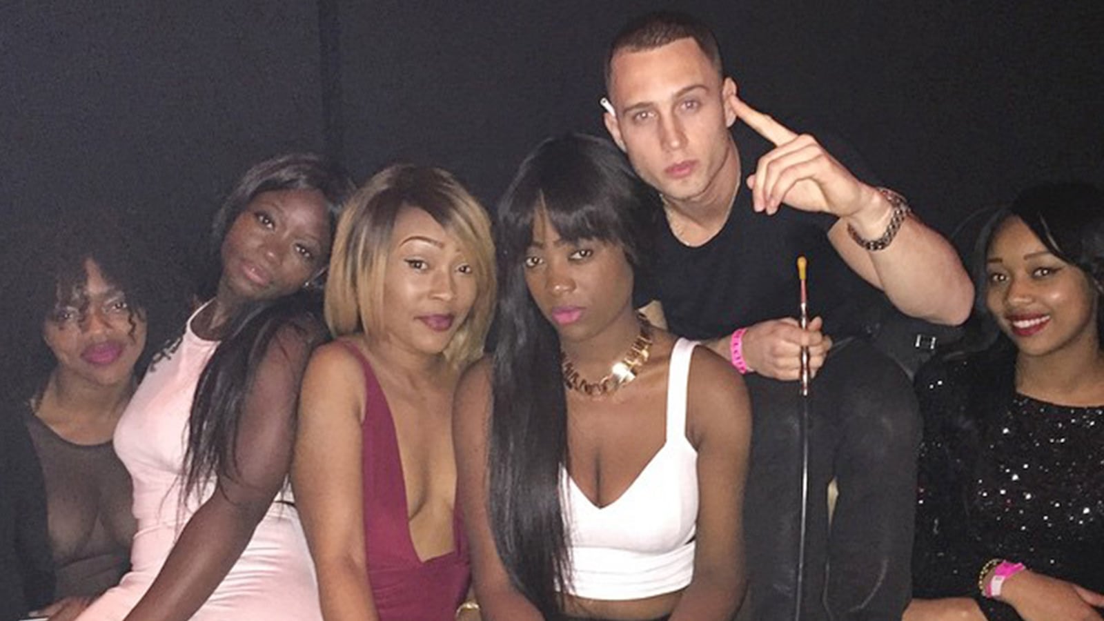 articles/2015/06/02/dear-white-rappers-stop-using-the-n-word-and-check-your-damn-privilege/150601-_williams-chet-hanks-tease_m194mo