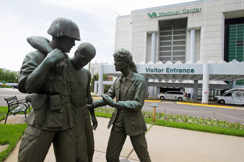 articles/2014/06/09/57-000-vets-still-waiting-for-va-care/140609-siegel-va-tease_r1ixzh