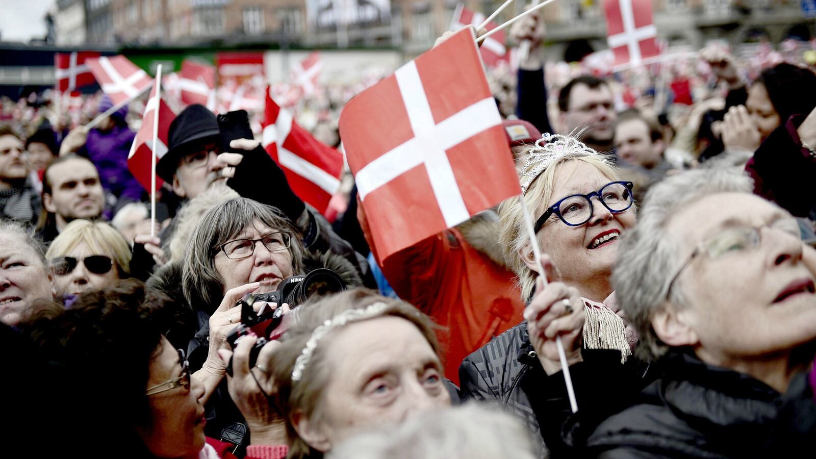 cheats/2016/03/16/report-denmark-is-the-happiest-country/160316-denmark-cheat_bksplg