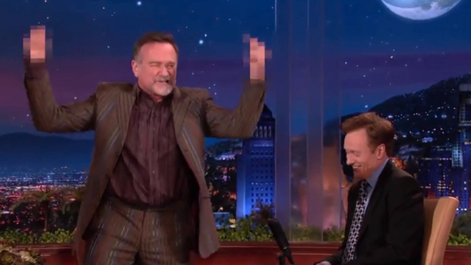 articles/2014/08/13/viral-video-of-the-day-conan-s-final-tribute-to-robin-williams/140813-viralvid-conan-tease_r22jah