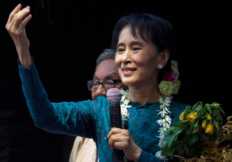 galleries/2010/11/23/things-we-re-thankful-for/thankful-for---aung-san-suu-kyi_gscz2n