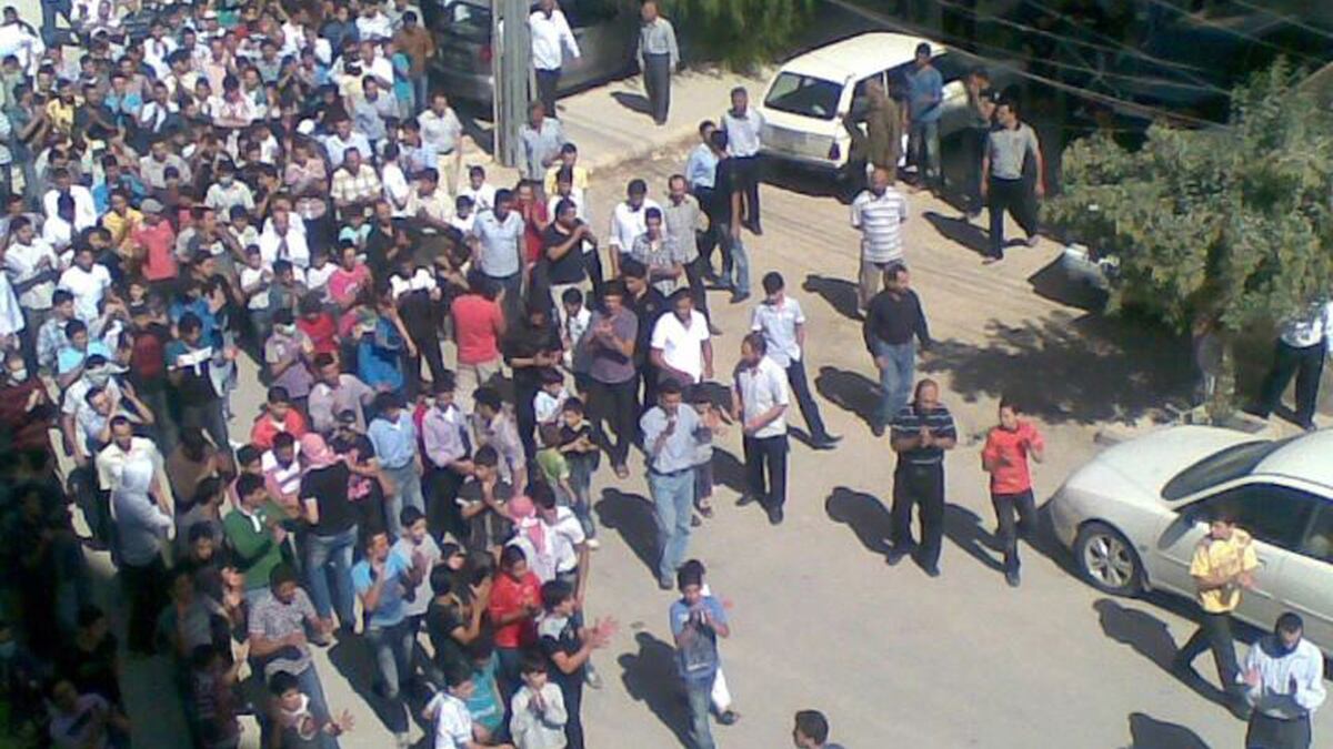 cheats/2011/10/25/syrian-using-hospitals-for-torture/syria-protests-hospitals-used-for-torture-cheat_bpvolo