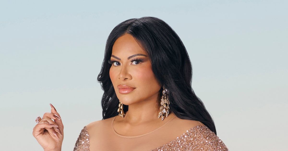 ‘Real Housewives’ Fraudster Reveals Gift After Early Prison Release