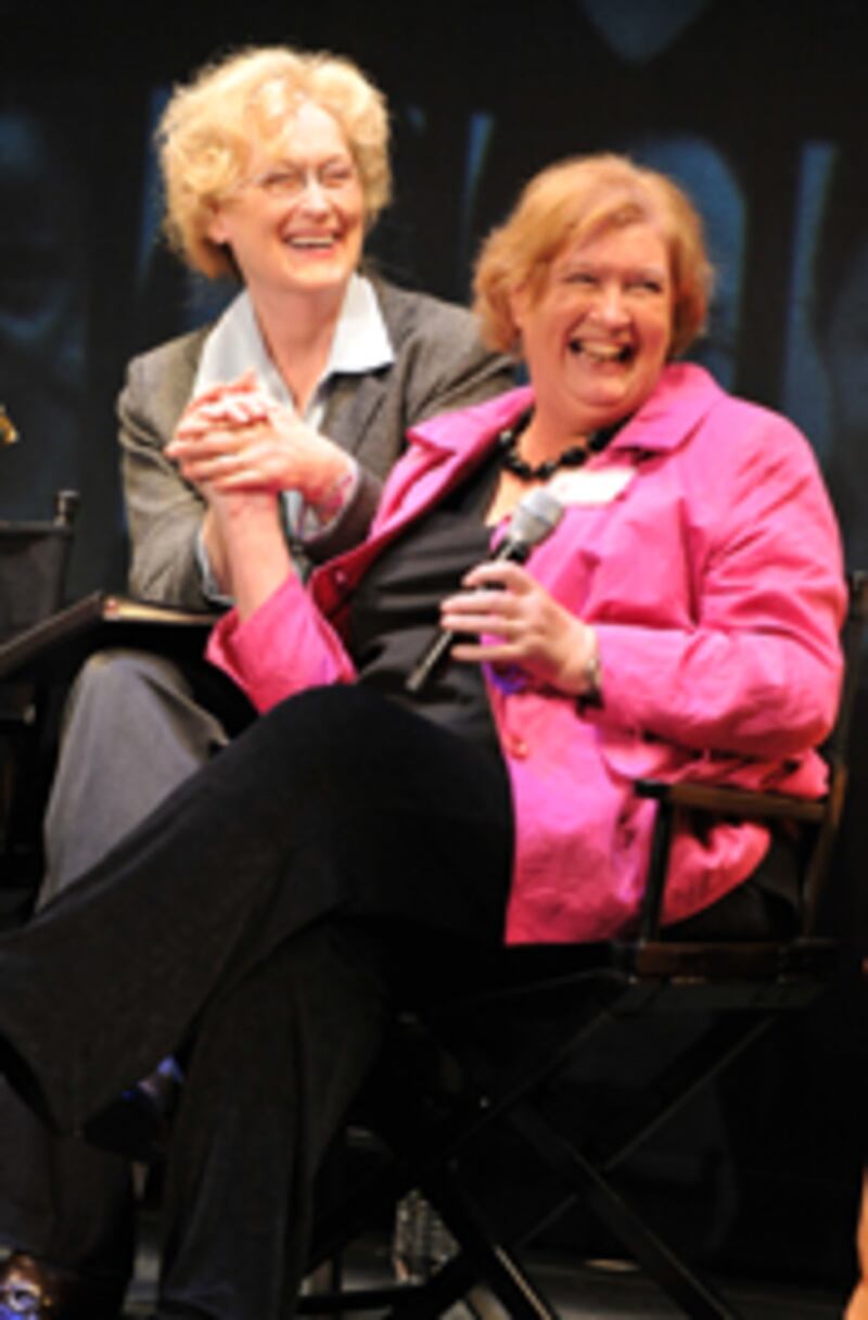 articles/2010/03/12/live-from-the-women-in-the-world-summit/meryl-streep_aa2pca