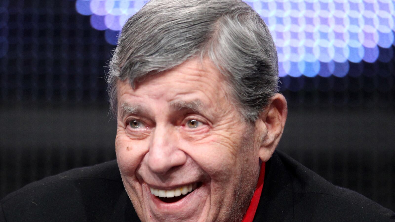 cheats/2012/06/13/jerry-lewis-rushed-to-hospital/jerry-lewis-cheat_vbcbvq