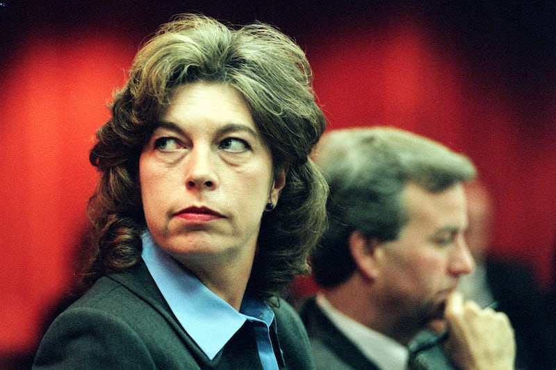 articles/2012/01/20/nightline-zings-gingrich-but-will-south-carolina-buy-it/marianne-gingrich-revelations-grove_lvsgwo