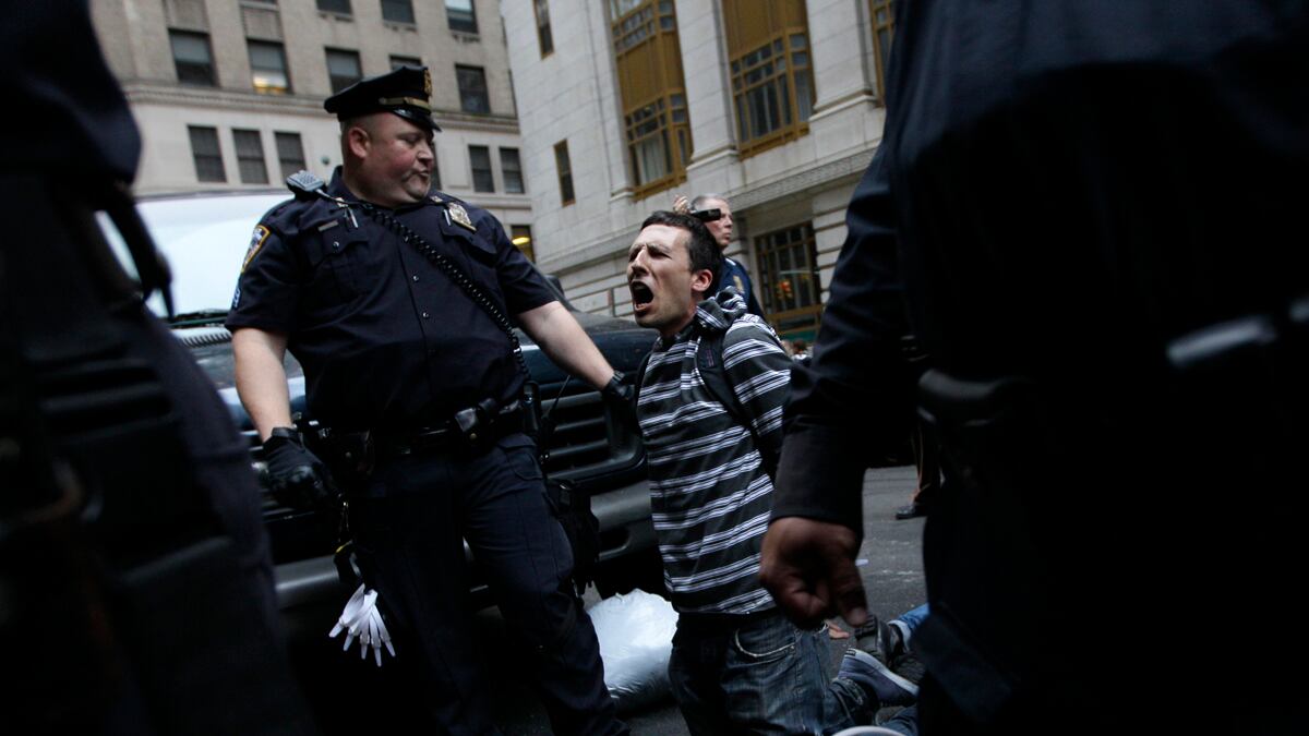 articles/2011/10/14/occupy-wall-street-showdown-delayed-after-zuccotti-park-cleaning-postponed/zuccotti-park-occupy-wall-street-avlon-update_shacpk