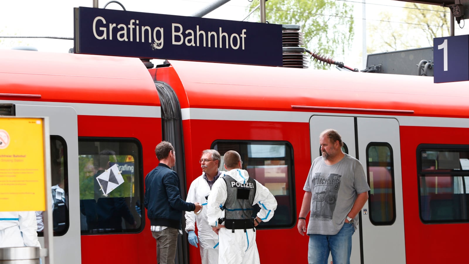 cheats/2016/05/10/islamic-terror-attack-on-german-train/160510-munich-train-attack-cheat_sua4if