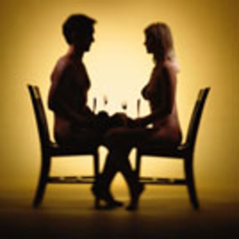 articles/2009/01/01/our-hottest-stories-of-2008/cohen-naked_4247_e4rlgr