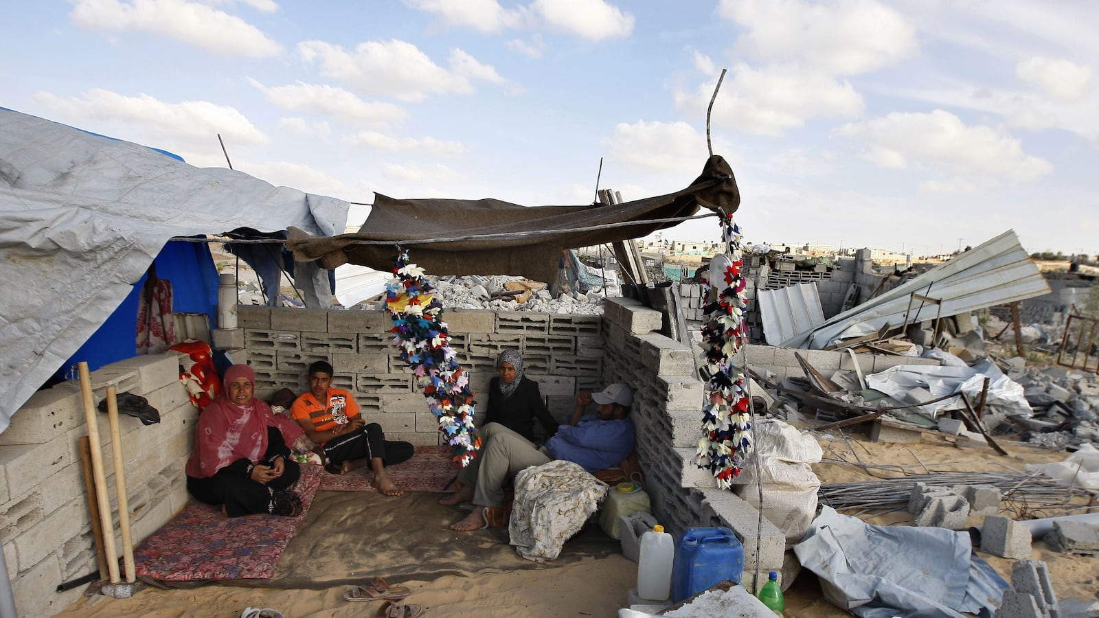 articles/2012/05/15/hamas-advances-peace/gaza-rubble-hamas-openz_ovjxdk