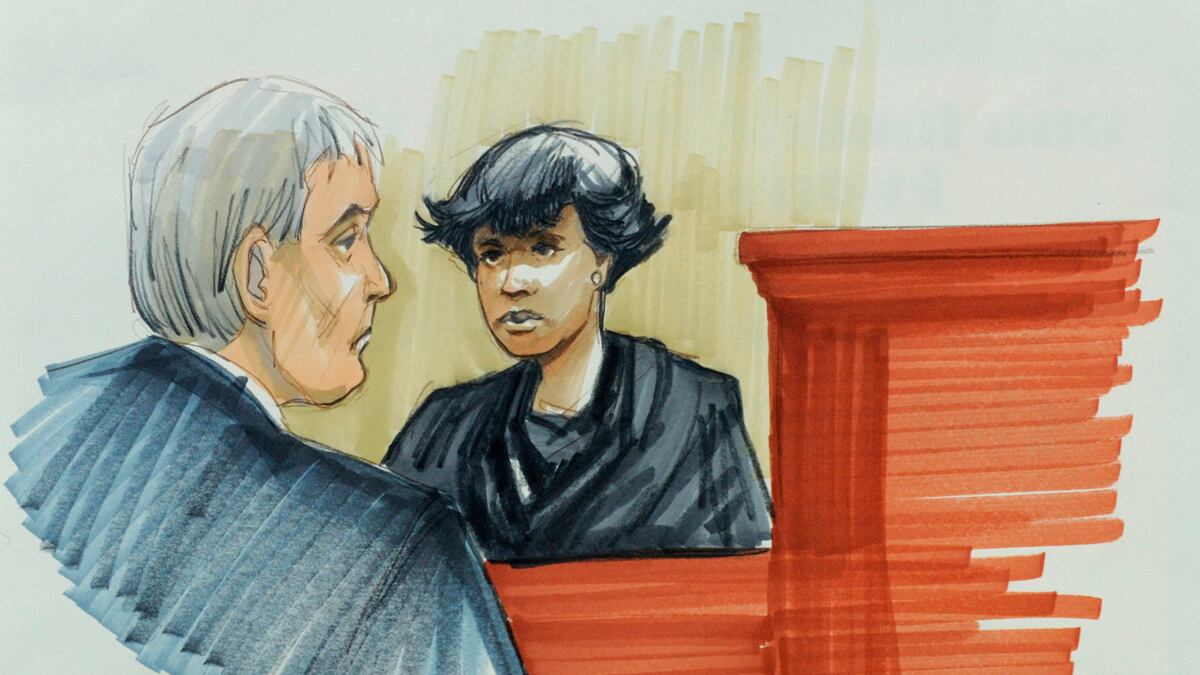 cheats/2012/04/23/jennifer-hudson-gives-teary-testimony/jennifer-hudson-trial-cheat_y4txqy