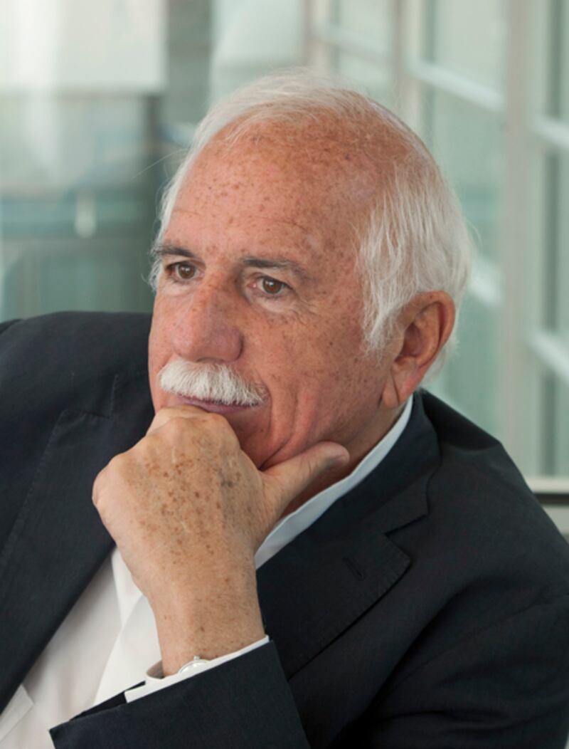 galleries/2012/04/07/grandma-moses-robert-moses-and-famous-people-named-moses-photos/moses-namesakes-moshe-safdie_hhi1te