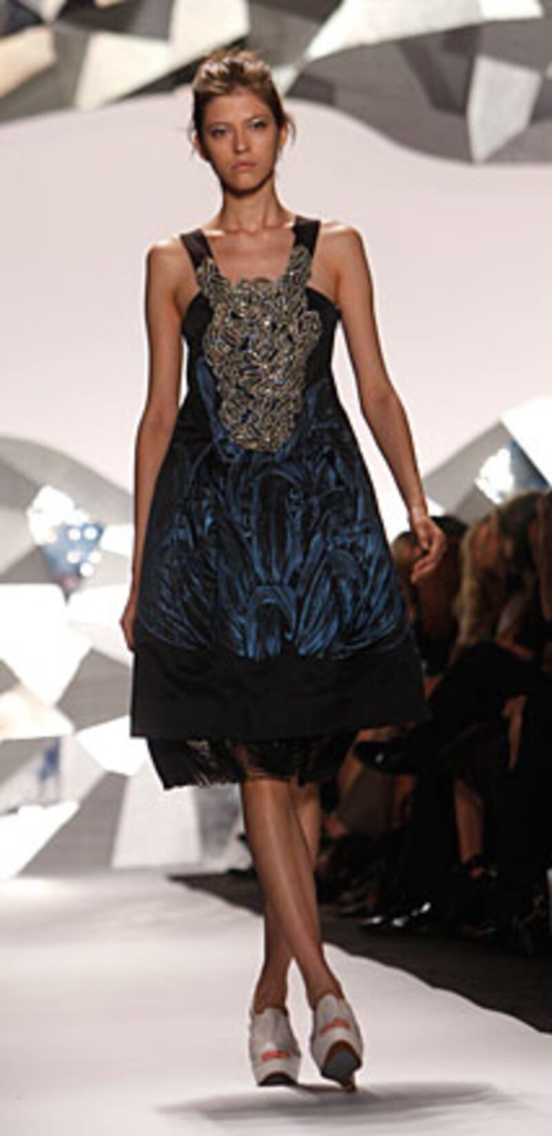 galleries/2009/03/24/sleeveless-in-new-york/espinosa-arms---vera-wang_m1q6ow