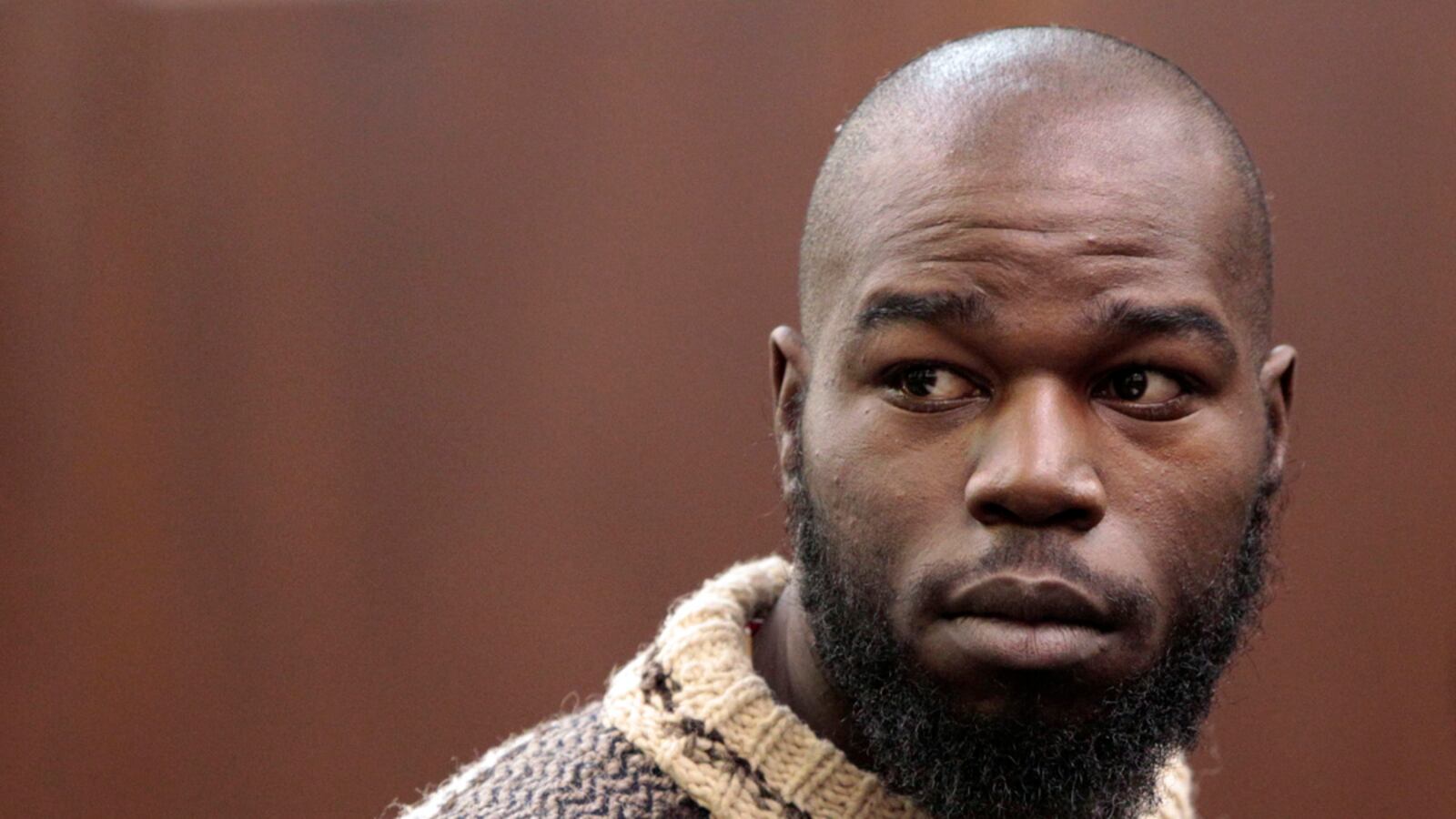 cheats/2012/12/08/suspected-subway-pusher-heard-voices/homeless-subway-pusher-voices-cheat_ms72ck