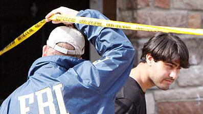 cheats/2009/09/22/fbi-looking-for-dozen-more-suspects/fbi_klshn3