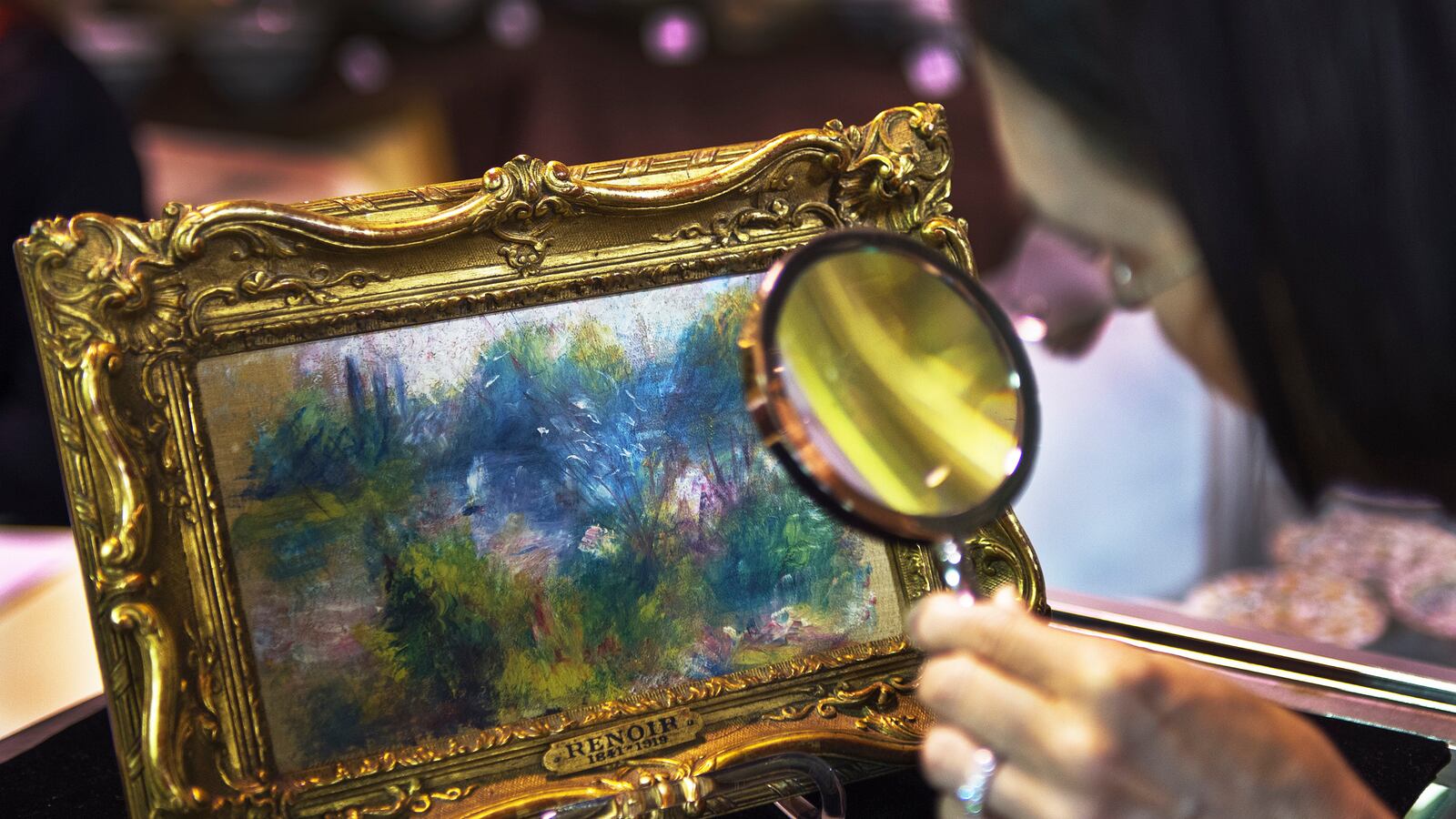 cheats/2013/04/05/renoir-girl-identified/130405-renoir-girl-painting-cheat_hhxbob