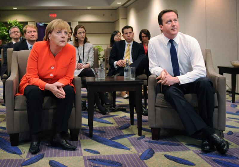 galleries/2010/06/26/g-20/g20---merkel-cameron_le1ukl