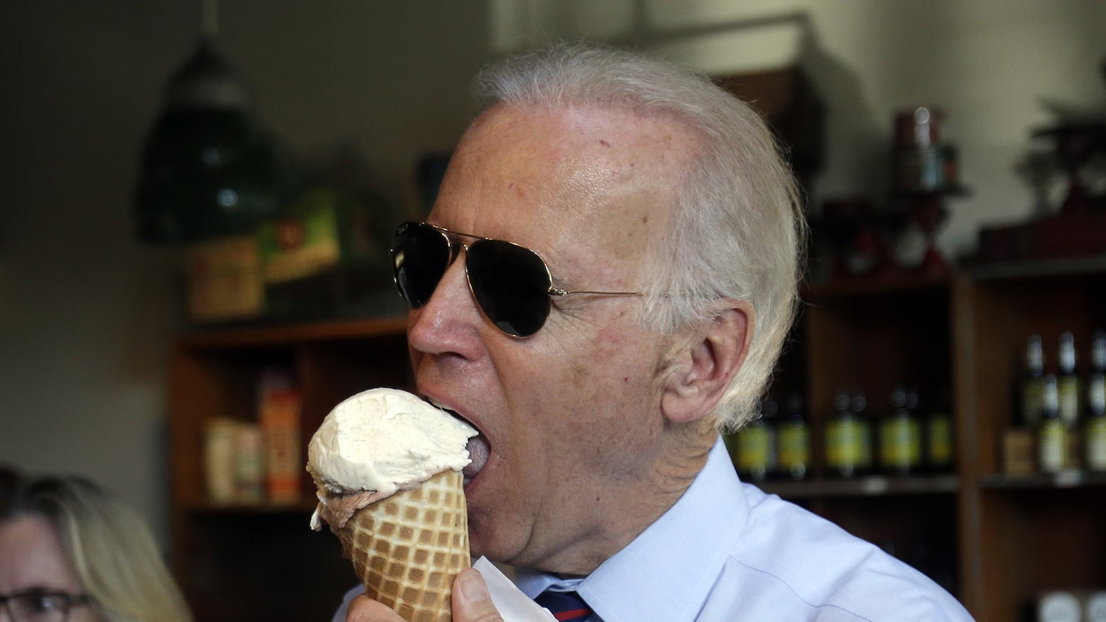 galleries/2014/10/09/politicians-eating-ice-cream-photos/141009-ice-cream-politicians-01_cfmlec