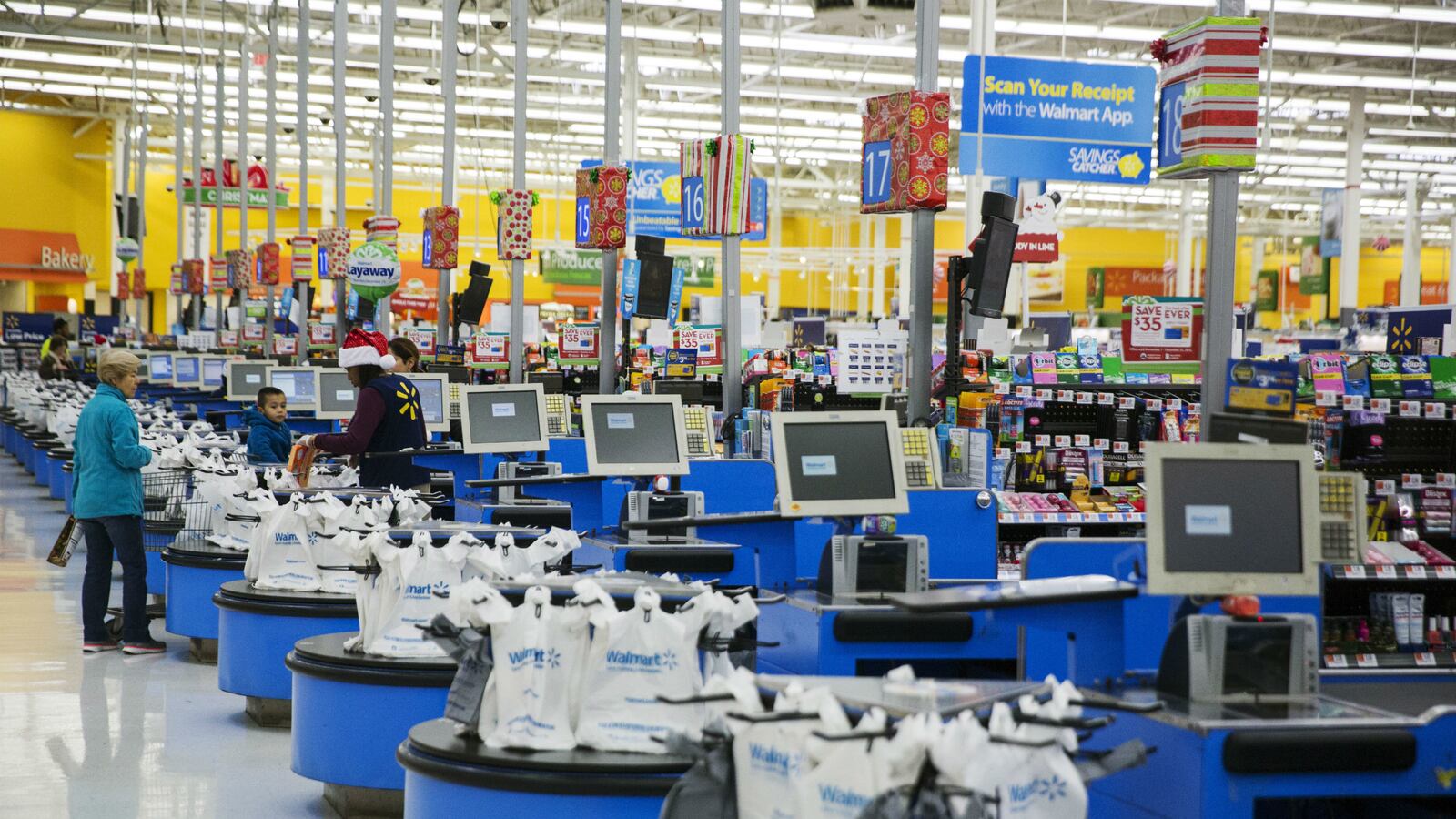 cheats/2015/12/10/walmart-launches-mobile-payment-system/151210-walmart-payment-system-cheat_plvjg4