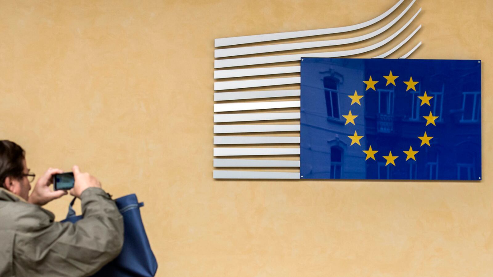 cheats/2012/10/12/eu-wins-2012-nobel-peace-prize/eu-noble-peace-cheat_j1ekwj