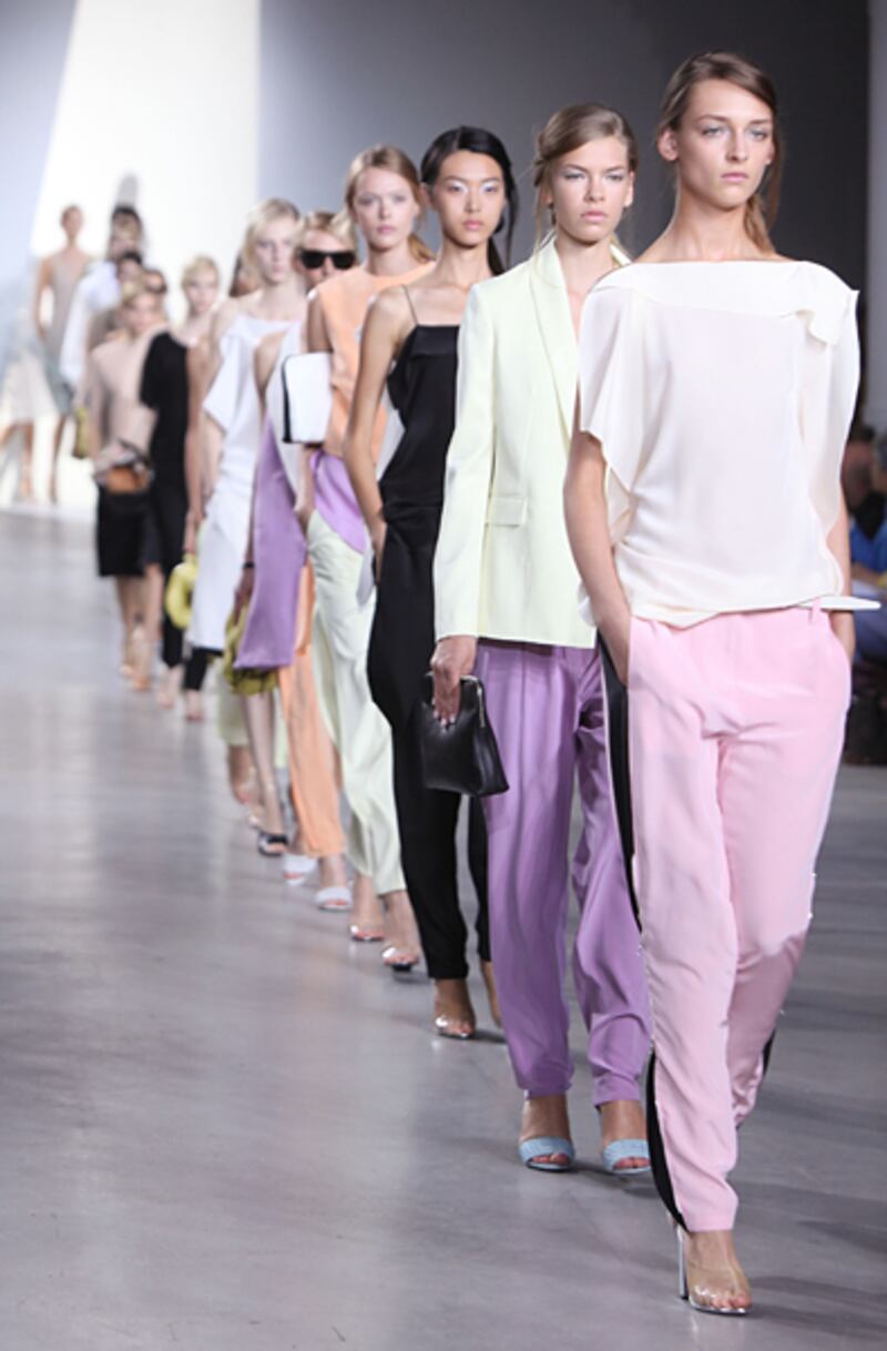 galleries/2011/09/15/new-york-fashion-week-day-7/fashion-day-7-lim_gwier2