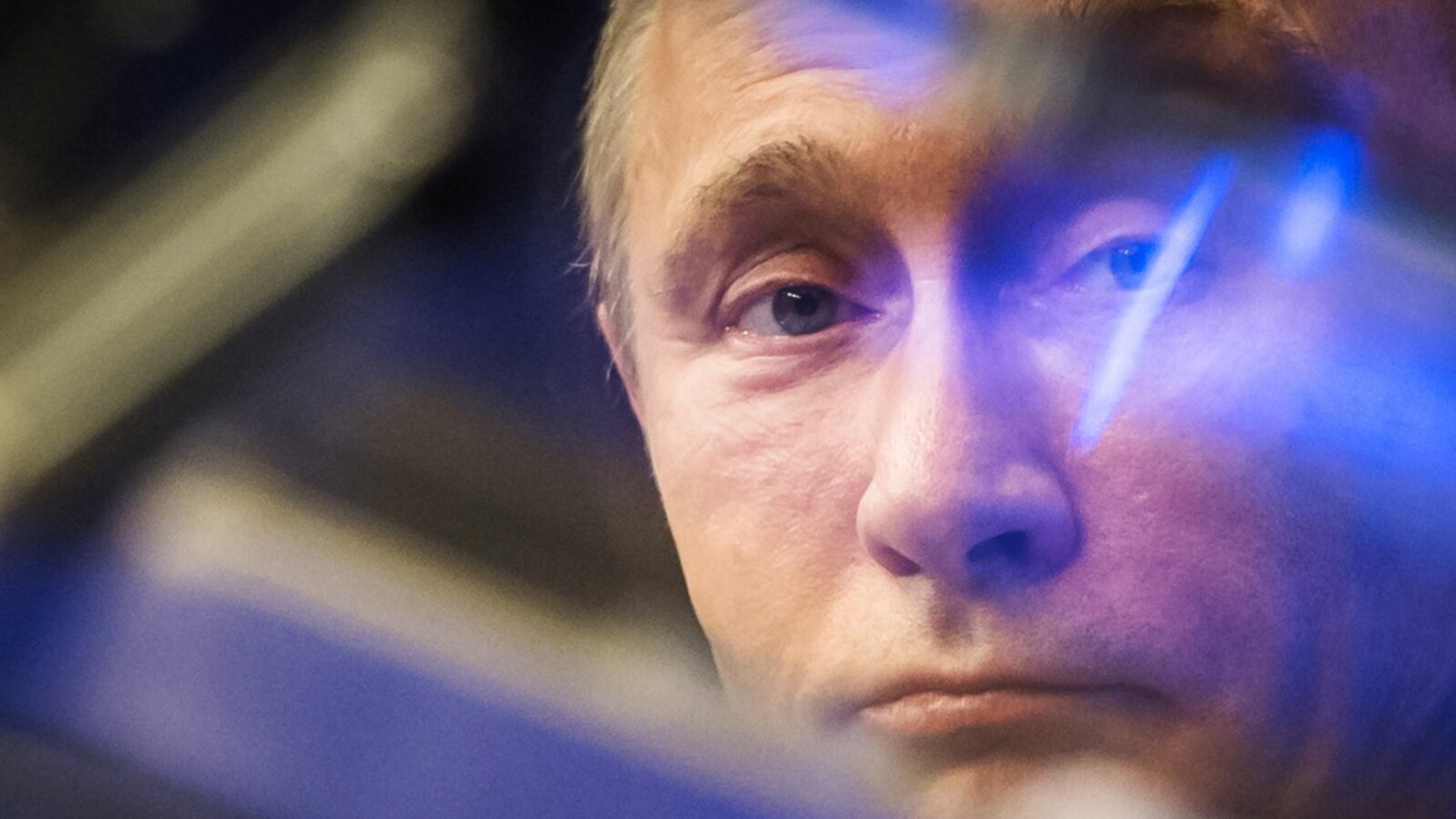 cheats/2012/12/27/putin-to-sign-u-s-adoption-ban/putin-distance-assad-cheat_rbj7uo