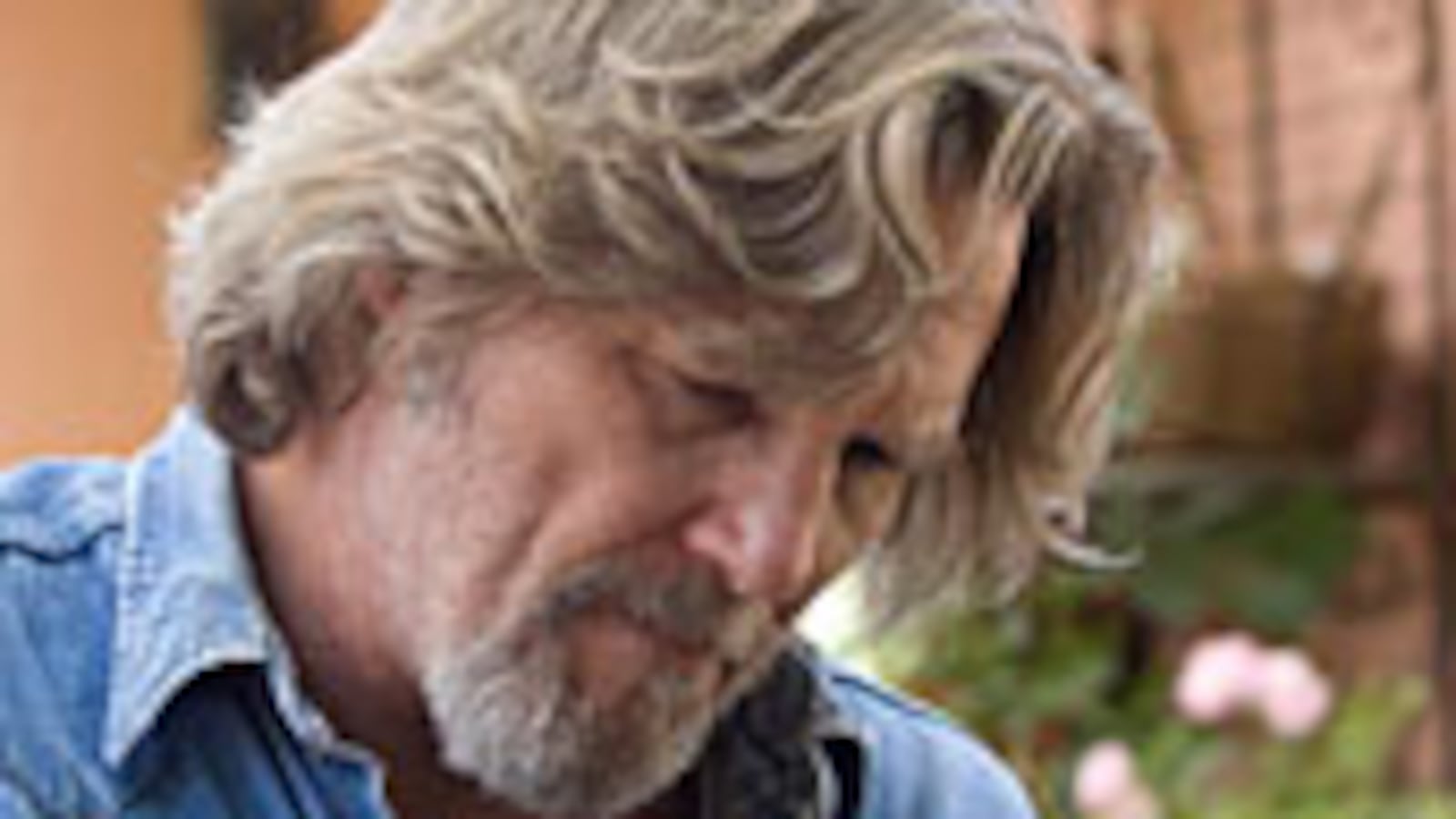 articles/2009/12/17/the-yes-list-ndash-jeff-bridges-reveals-his-crazy-heart/crazy-heart_jfcw2t