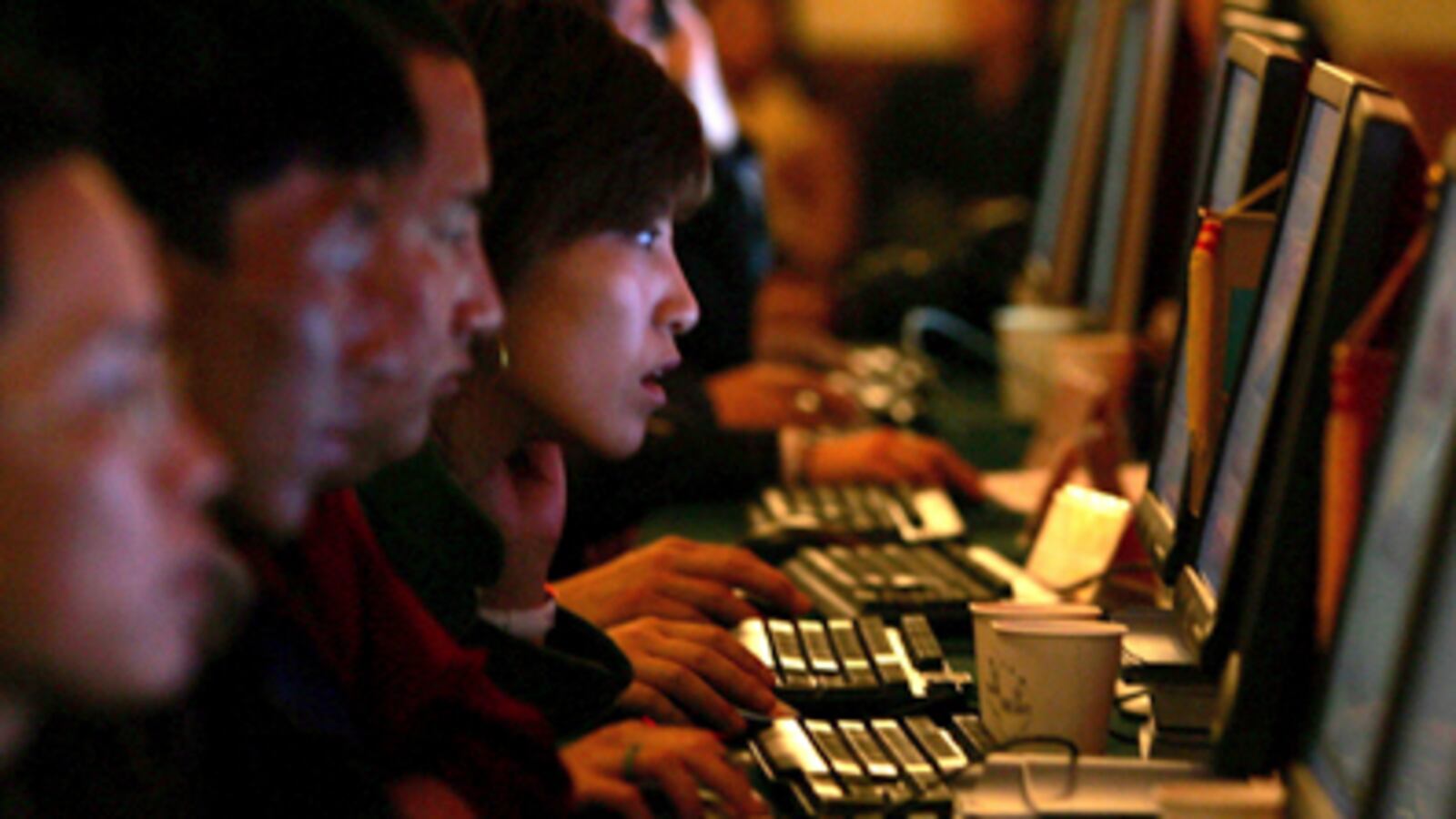 cheats/2009/09/05/chinas-piracy-crackdown/moynihan-china-computers_8659_to6pdk