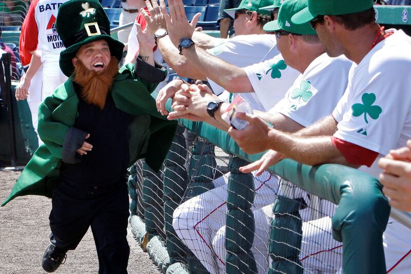 galleries/2012/03/15/americas-luckiest-states-from-massachusetts-to-west-virginia/luckiest-states-massachusetts_vseign