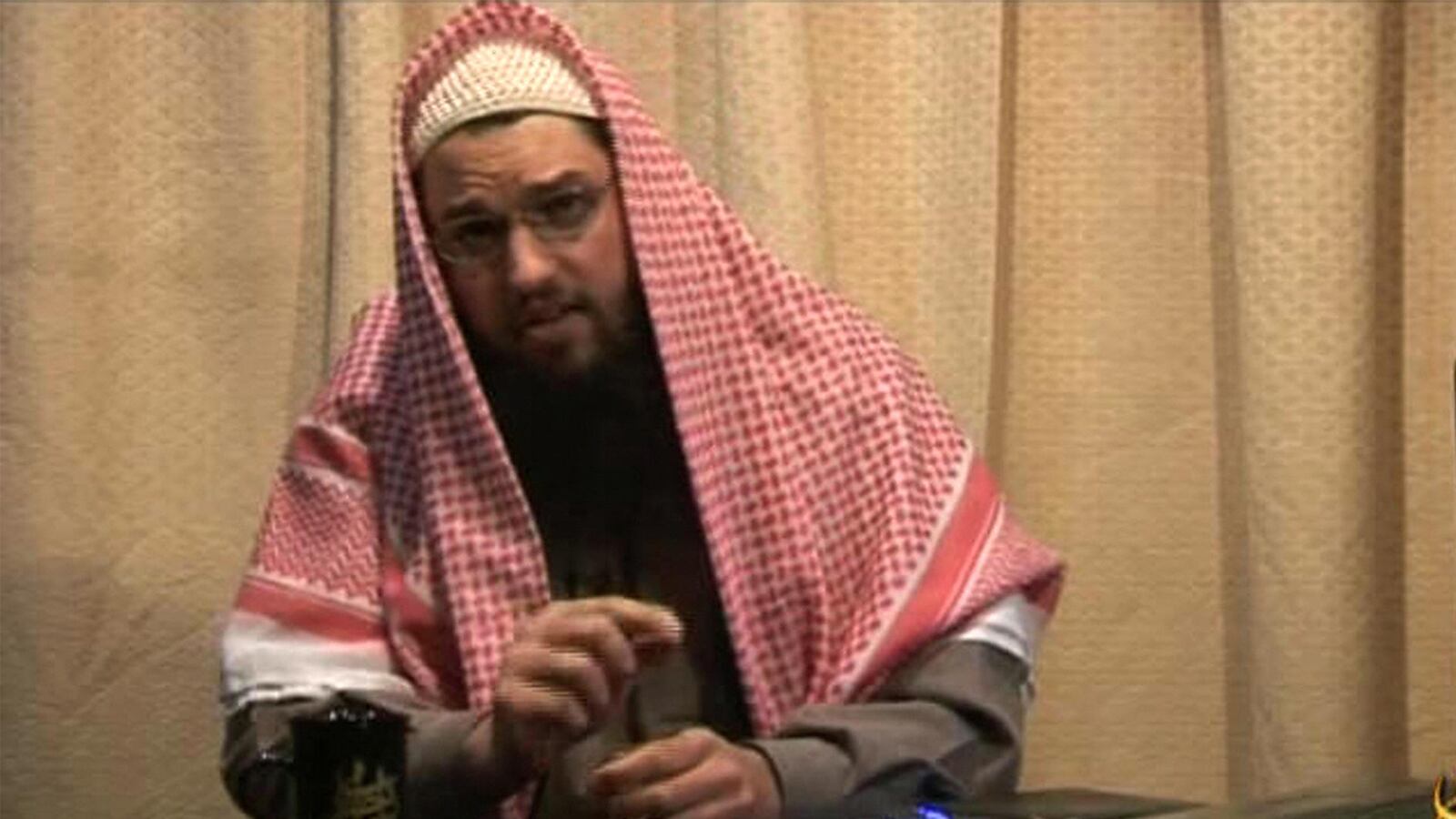 articles/2015/07/01/al-qaeda-trash-talks-isis/150630-obeidallah-isis-alqaeda-tease_dbds1r