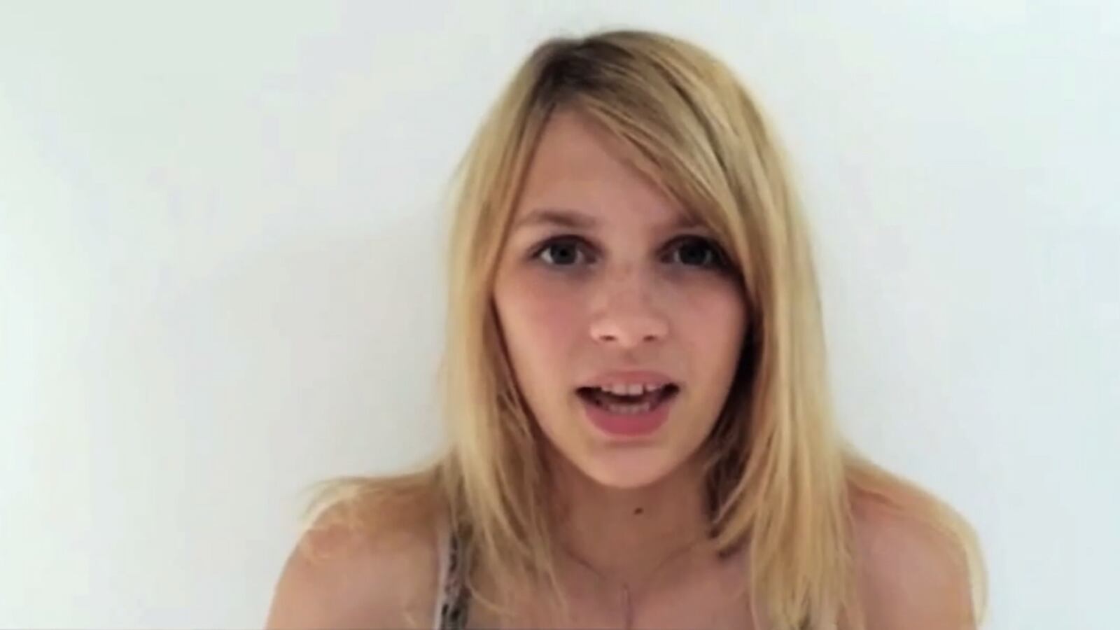 articles/2014/07/25/game-of-thrones-season-5-cast-revealed-an-oscar-nominee-a-celebrated-uk-thespian-and-more/140725-stern-got-tease_tez1ct