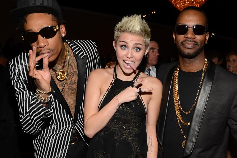 galleries/2013/03/10/elton-john-tina-fey-more-stars-with-unusual-middle-names-photos/130306-celeb-middle-names-05_dgw25x