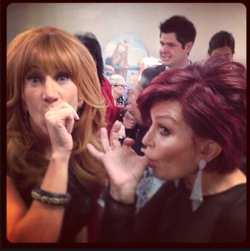 galleries/2013/06/23/miley-cyrus-shakira-and-more-celebrity-twitter-pictures-photos/kathygriffen_hqg6va