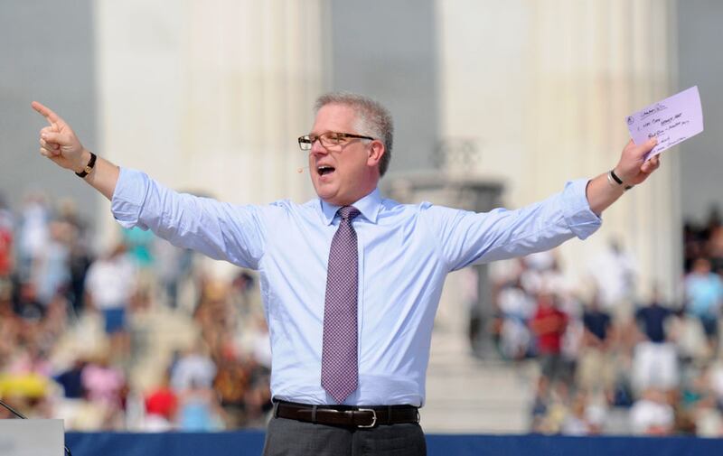 galleries/2010/08/28/glenn-beck-rally/glenn-beck-rally-8_qjaln3
