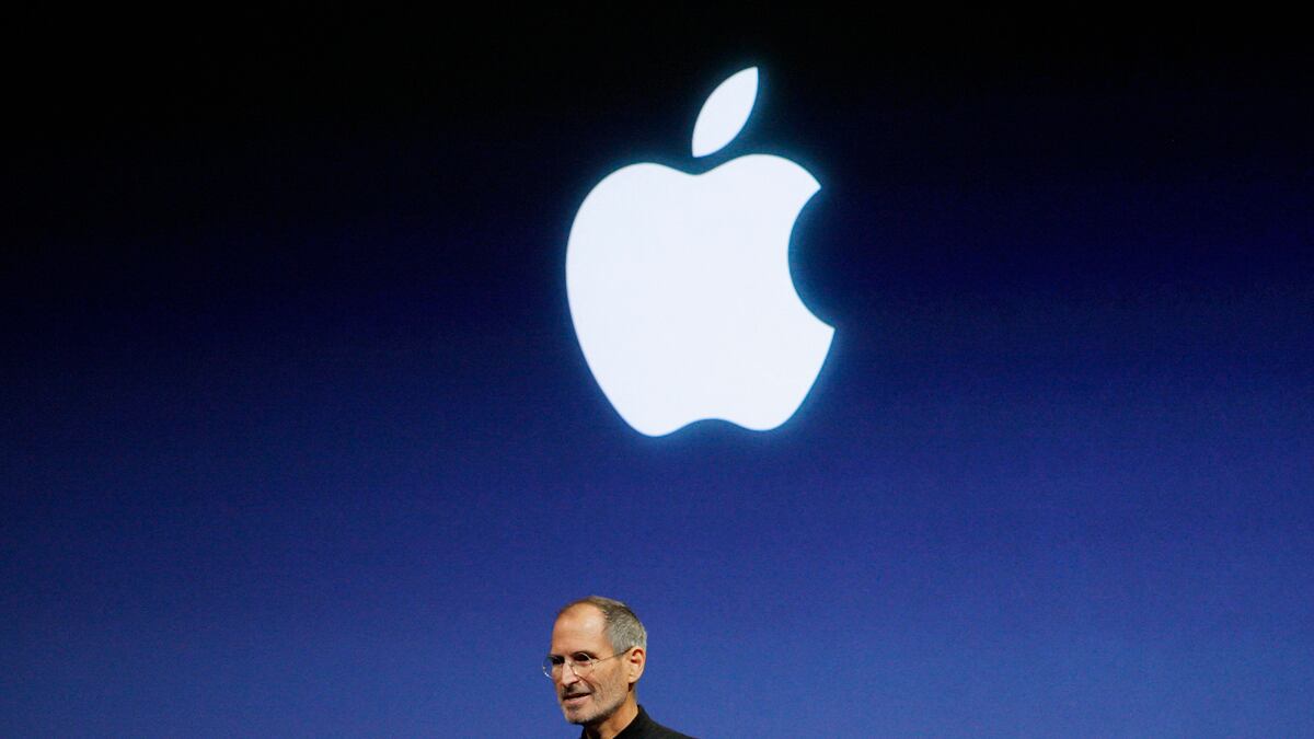 articles/2011/08/26/steve-jobs-successor-tim-cook-pledges-nothing-at-apple-will-change/steve-jobs-lyons_pipxh1